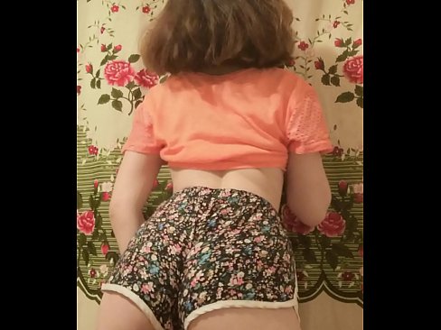 ❤️ Donec puer parvulus expolians bracae eius in camera Sex video at porn la.porno-filmy.ru